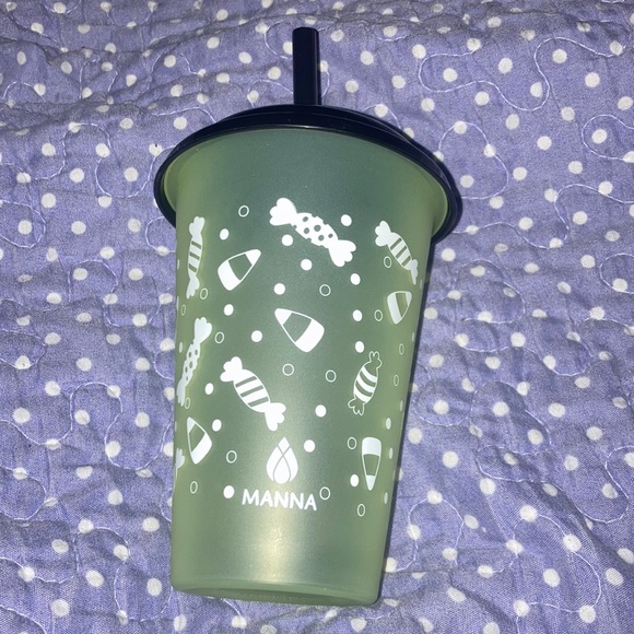 Manna Halloween Candy Color Changing Cup 12 Oz NWOT - Picture 1 of 5